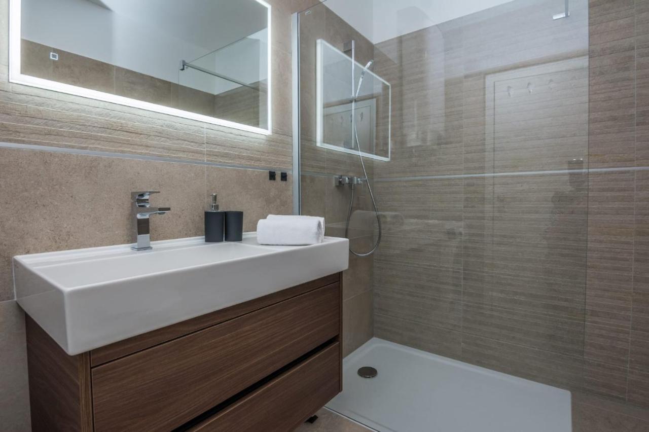 Апартаменты Exclusive Apartman Anamarino Задар Экстерьер фото